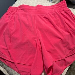Women's lululemon Size 8 Pink Shorts EUC
4”